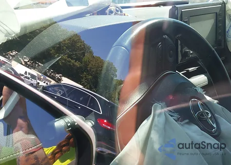 2020 Toyota Rav4 Xle Premium z USA, uszkodzony, nr VIN 2T3C1RFV9LW065513